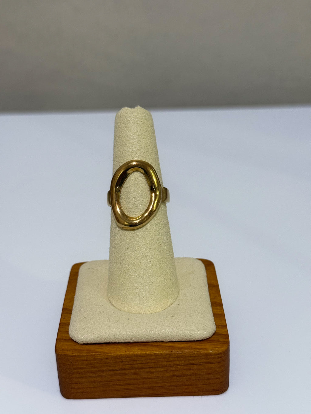 Aura Ring